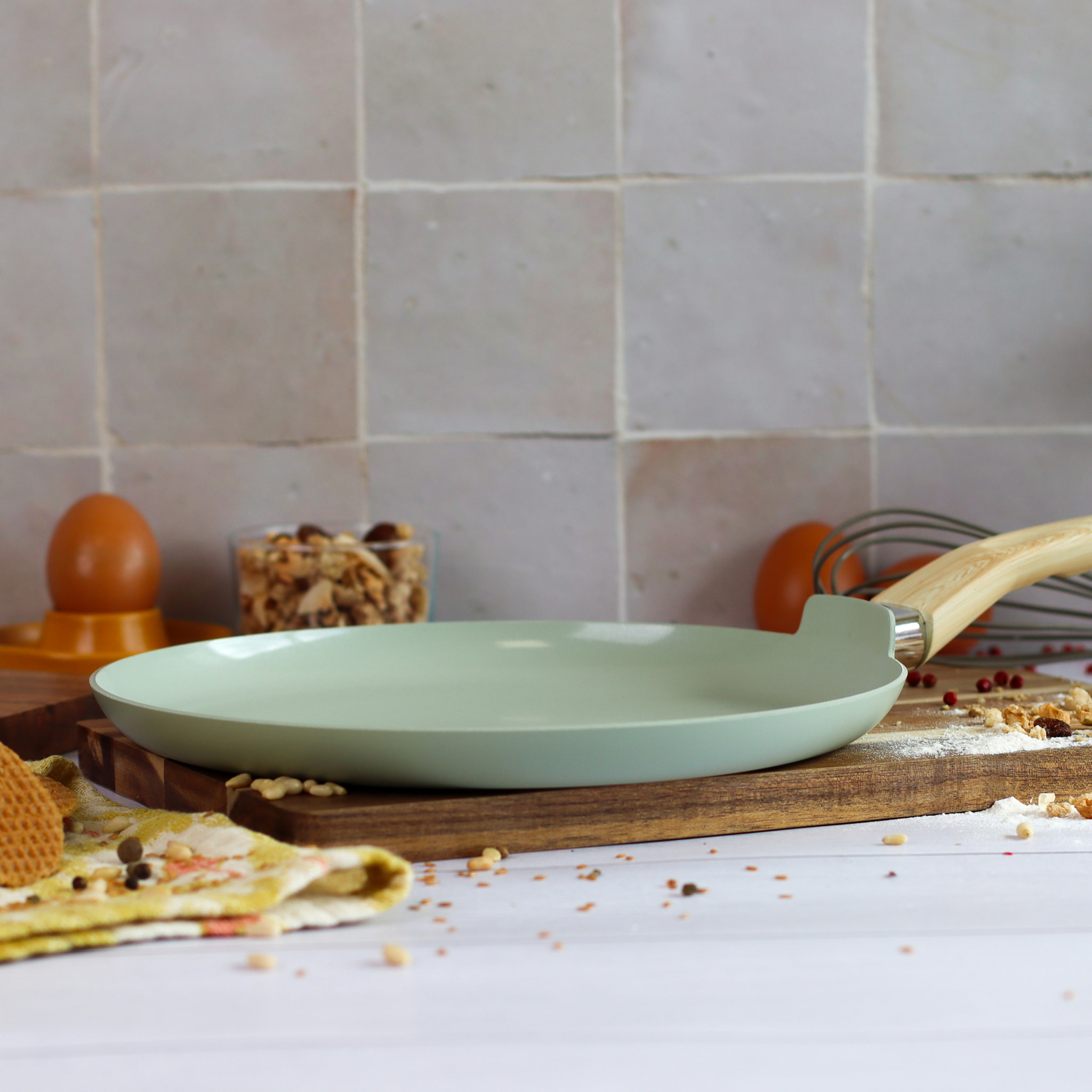 Crêpière 26cm avec revêtement céramique céladon - tous feux COLORAMA