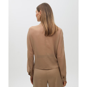 Camicia con paillettes sul davanti