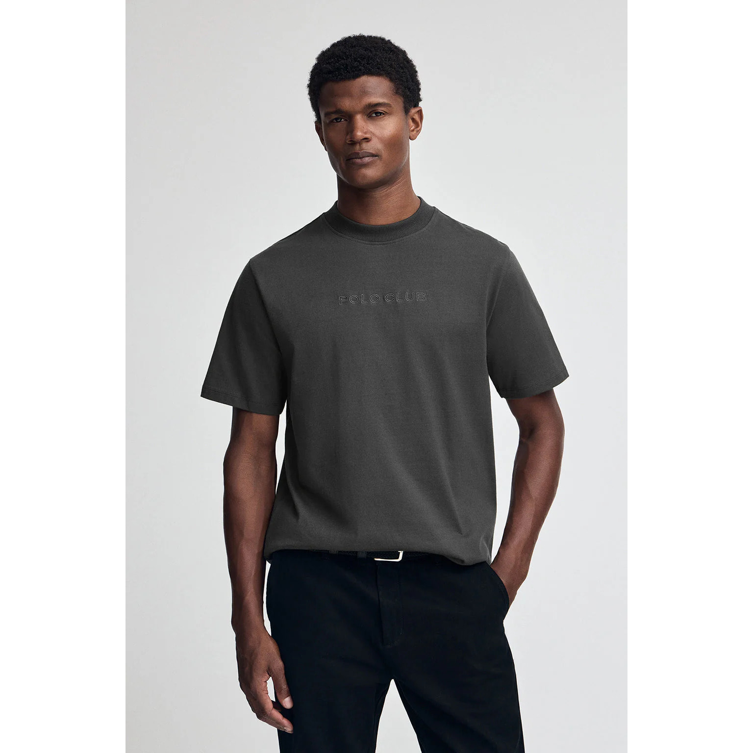 Camiseta JK gris oscuro con logo contrastado Polo Club