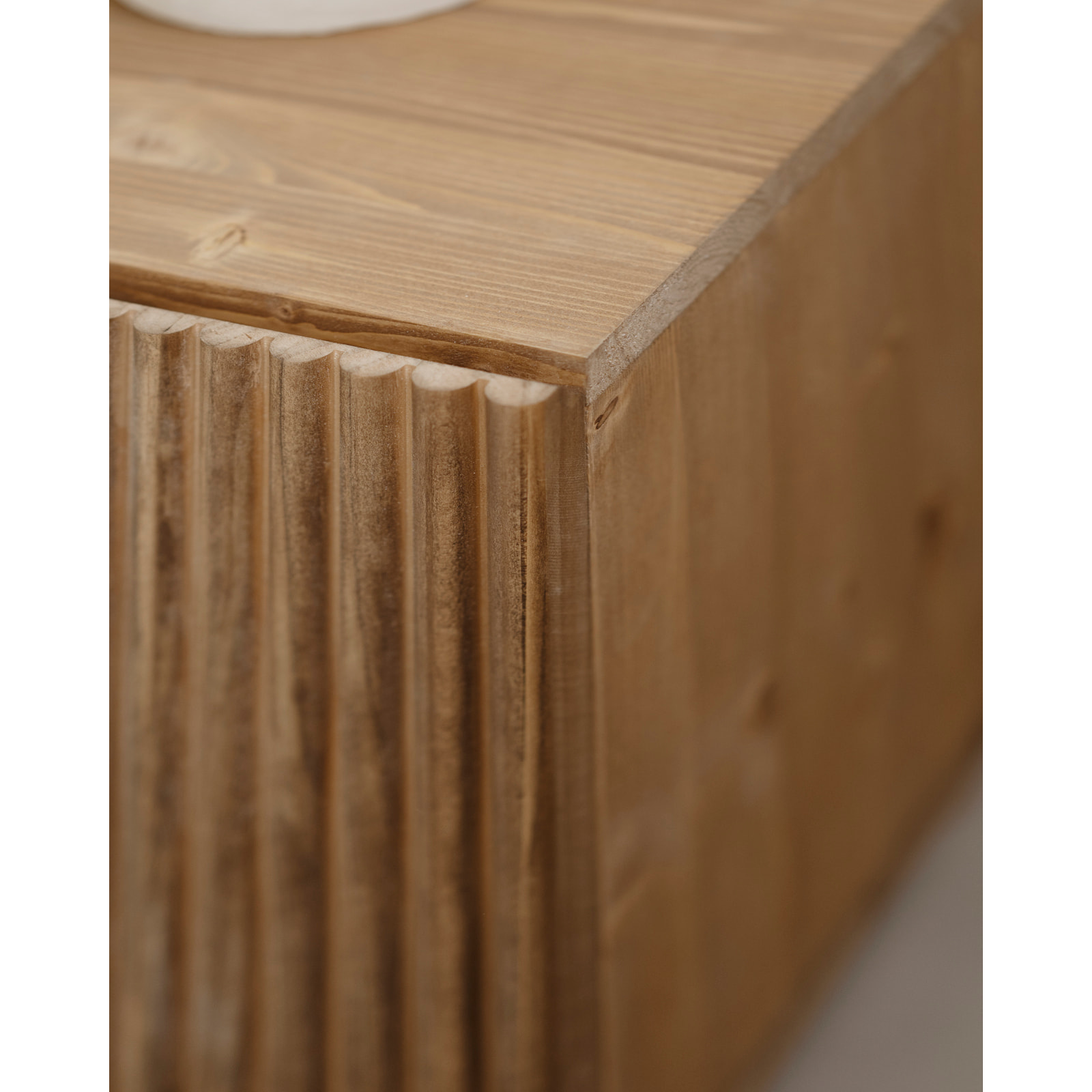Buffet en bois de sapin et pin en ton chêne moyen 152x42cm Hauteur: 71 Longueur: 152 Largeur: 42