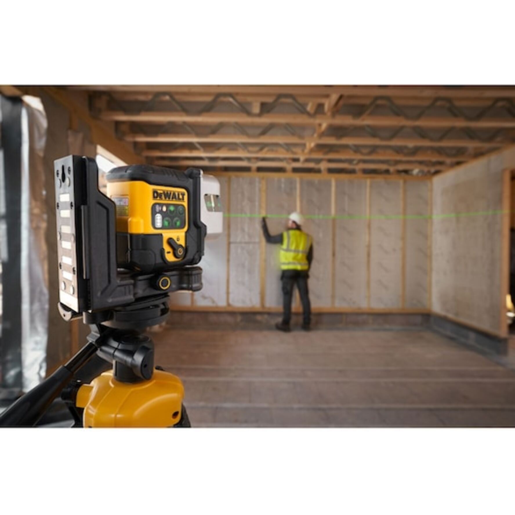 Niveau laser multilignes 3X180° - faisceaux verts - usb-c - DEWALT - DCLE14301GB-XJ