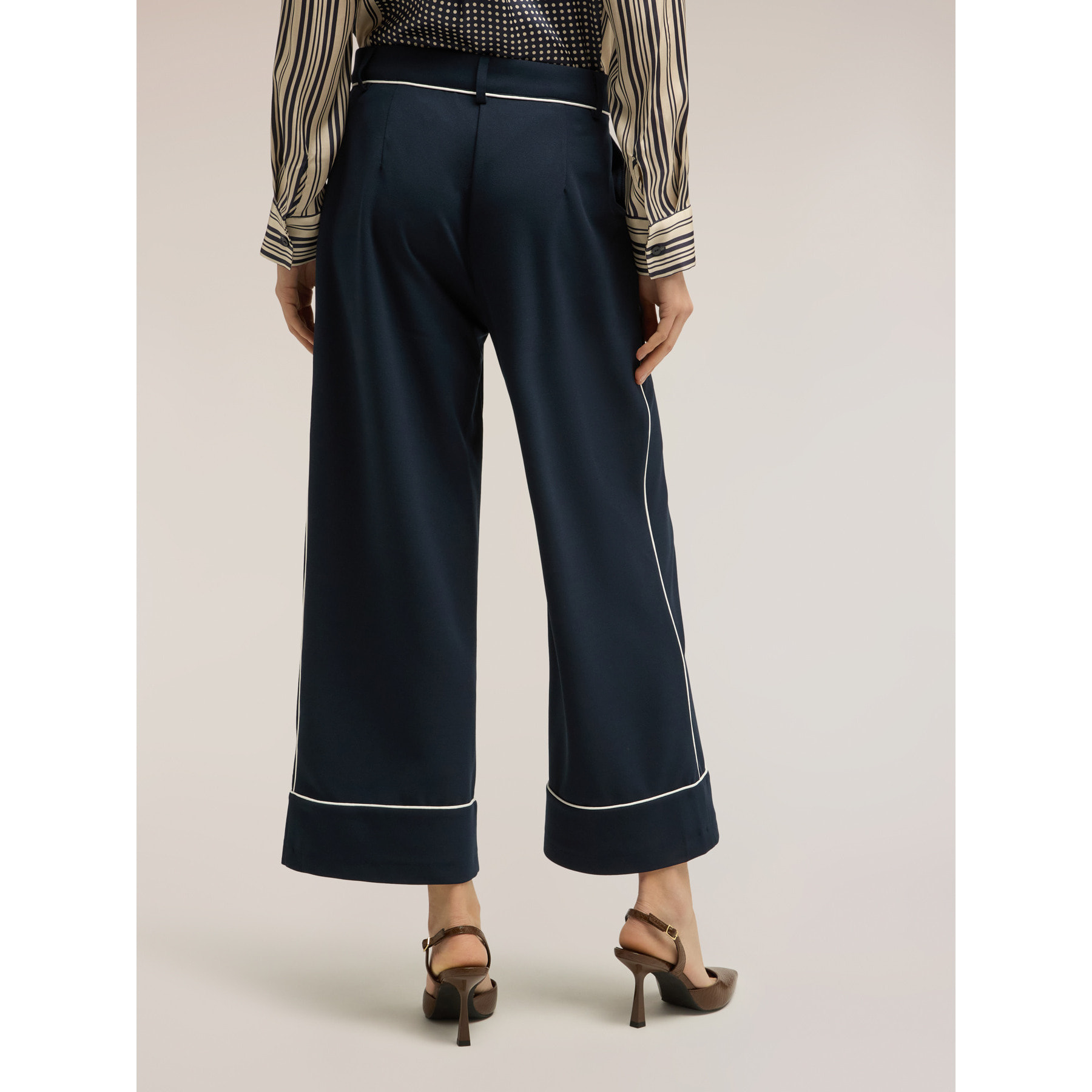 Motivi - Pantaloni cropped con profili in contrasto - Blu