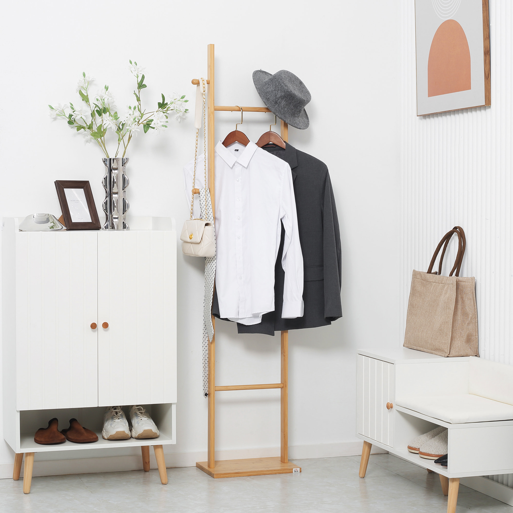 Penderie porte-manteaux - 3 barres de penderie, 2 patères - dim. 36L x 24l x 168H cm - bois bambou