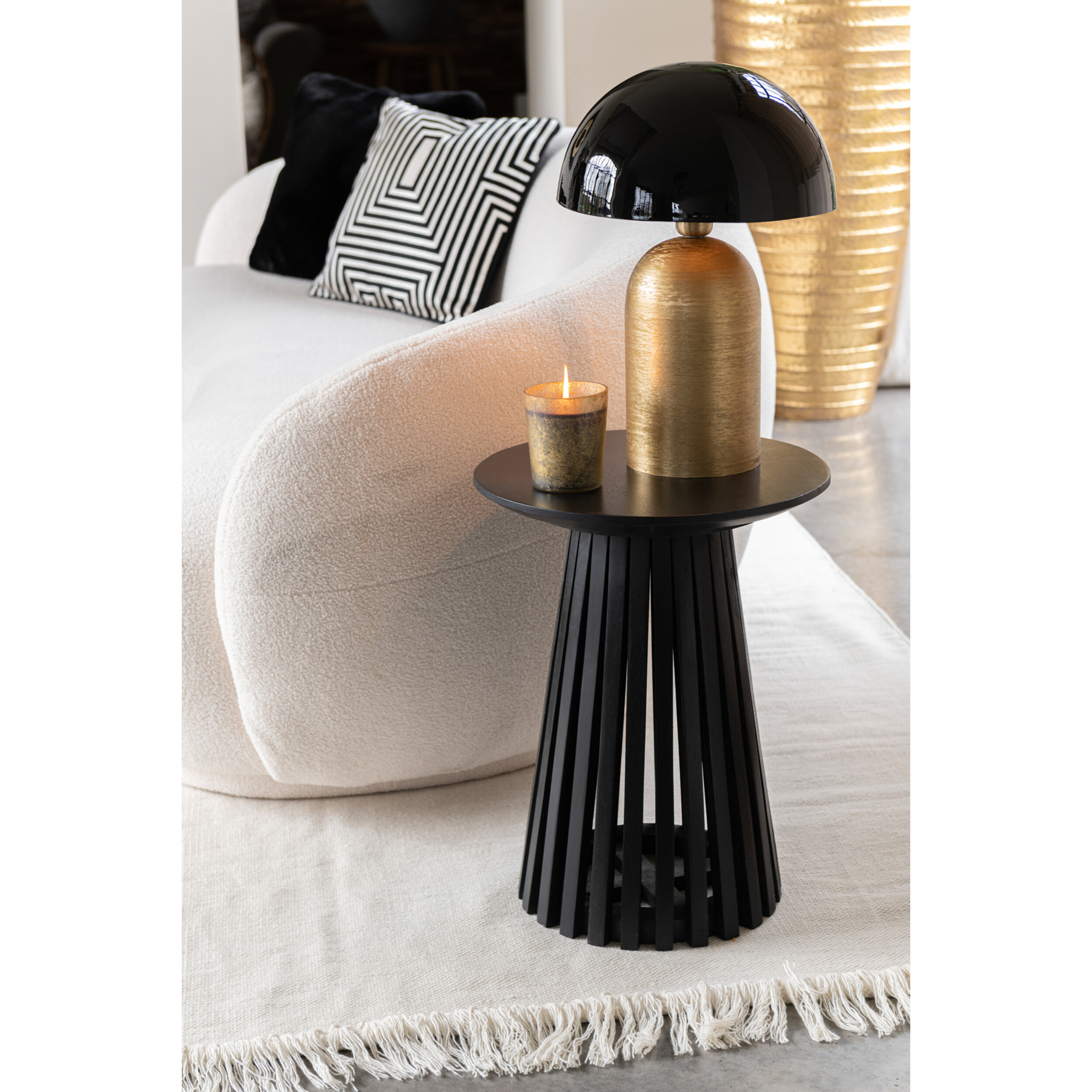 J-Line bougie parfumée M-Chic - Oud & Amber - verre - or/noir - small - 48H