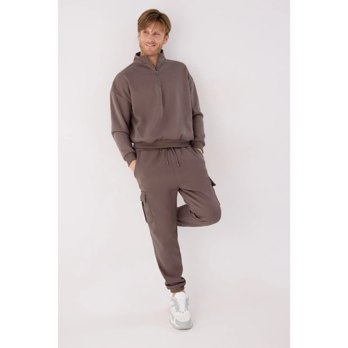 Pantalón deportivo hombre cargo afelpado con cintura ajustable marrón