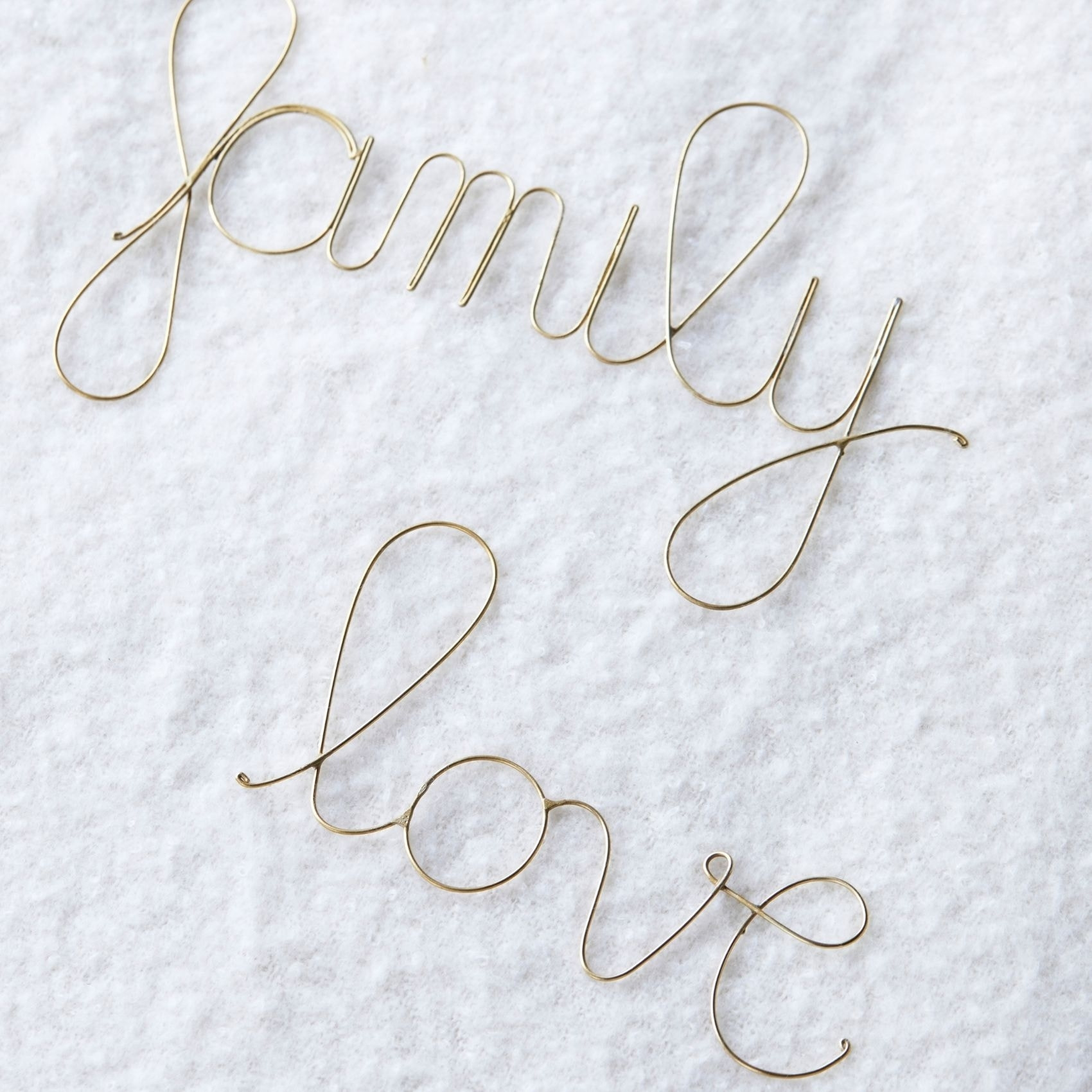Mot fil de laiton doré 'FAMILY' - Doré