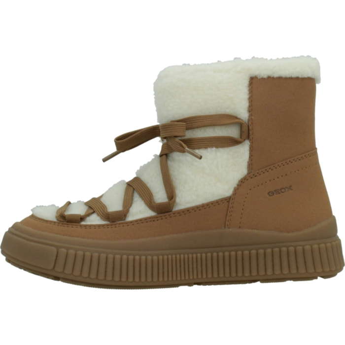 Zapatillas Niño de la marca GEOX  modelo J56M3D 0AFBH J LAQUINNY MARRON CLARO