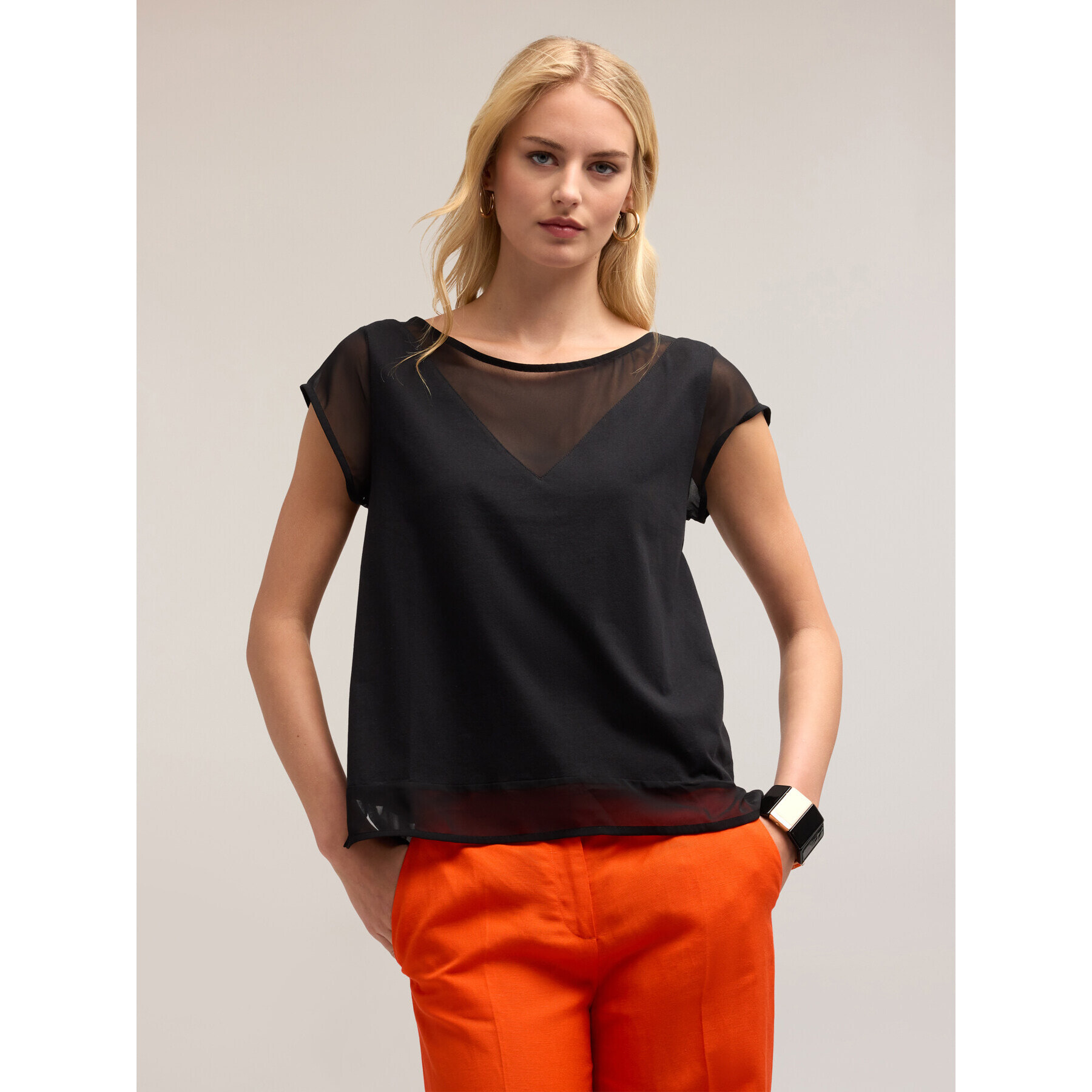 Motivi - Camiseta de jersey con insertos de georgette - Negro