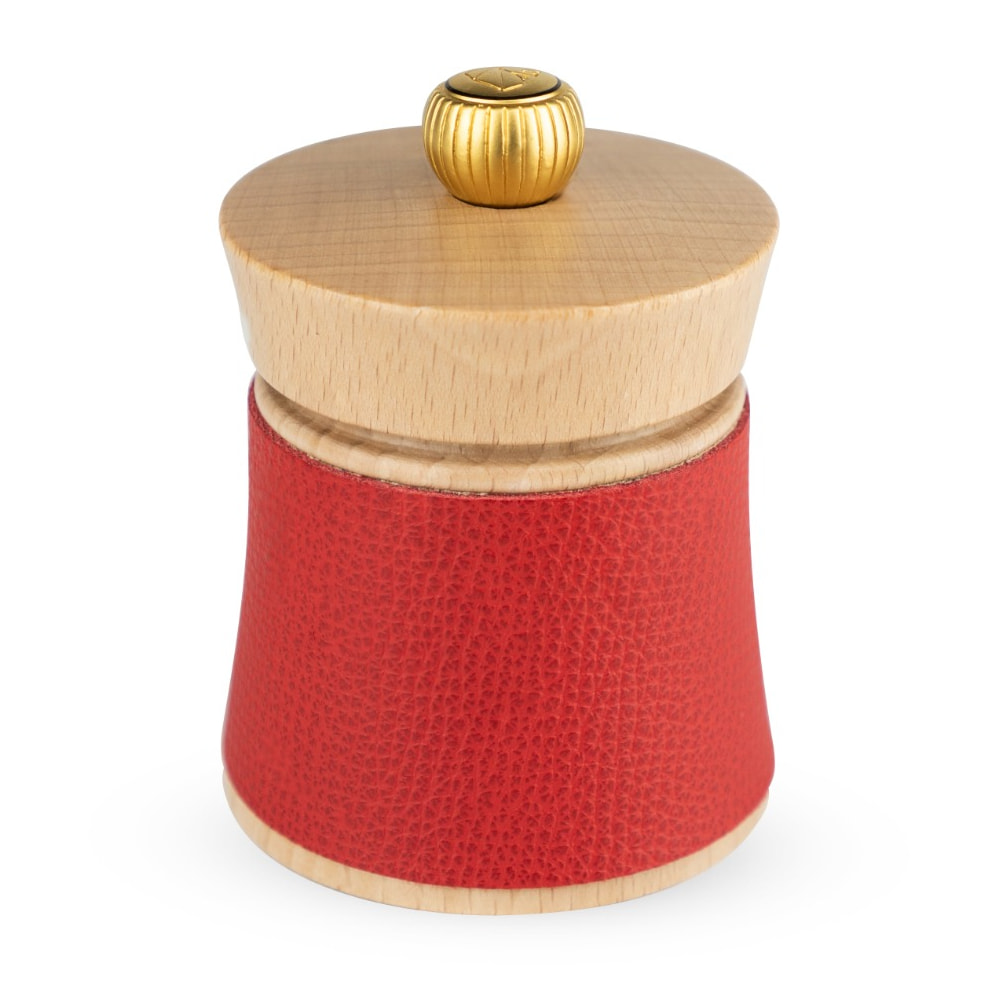 Moulin à poivre en cuir rouge Baya, 8 cm et poivre Tan Hoi 70g en coffret cadeau Poivre Haute Couture