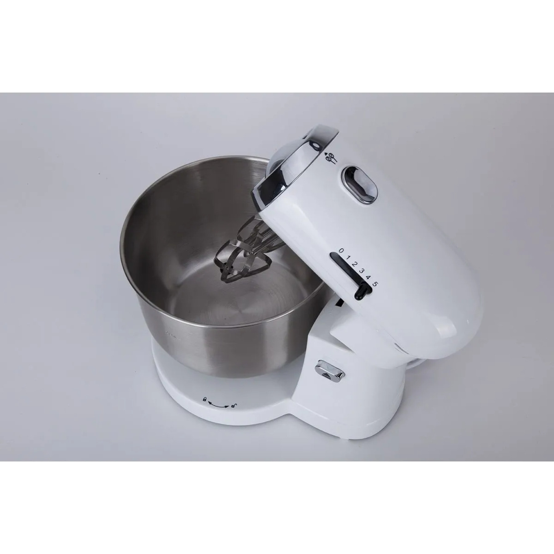 Batidora amasadora JATA MZ670 con 5 velocidades. 4 accesorios. Bol de 3,5 litros