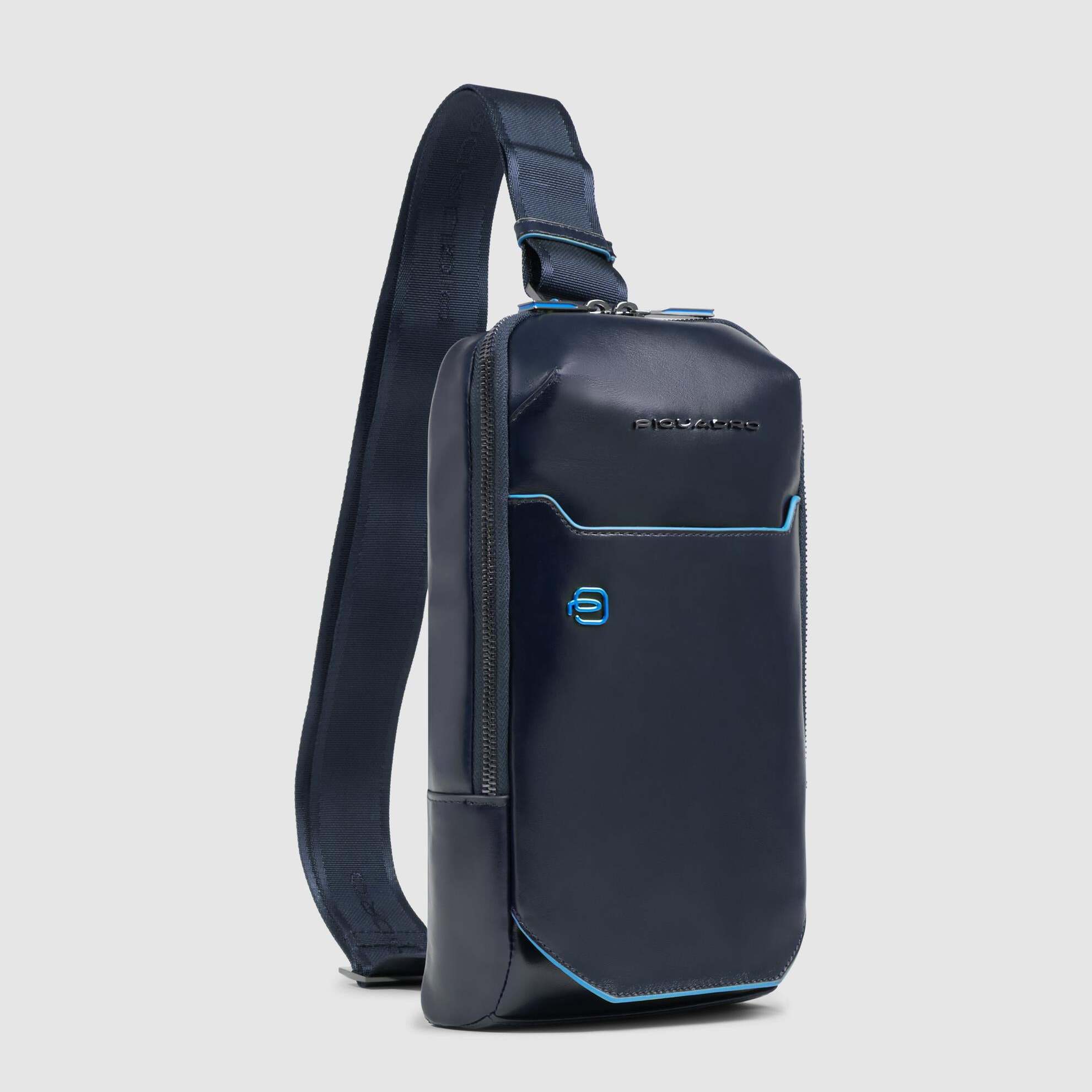 Piquadro Zaino monospalla uomo personalizzabile