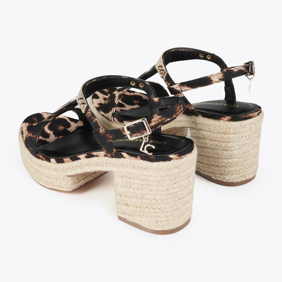 Sandali con tacco alto sparto e dettaglio metallico