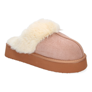 Zapatilla de casa estilo australiano, calidas, forradas de pelo, de plataforma