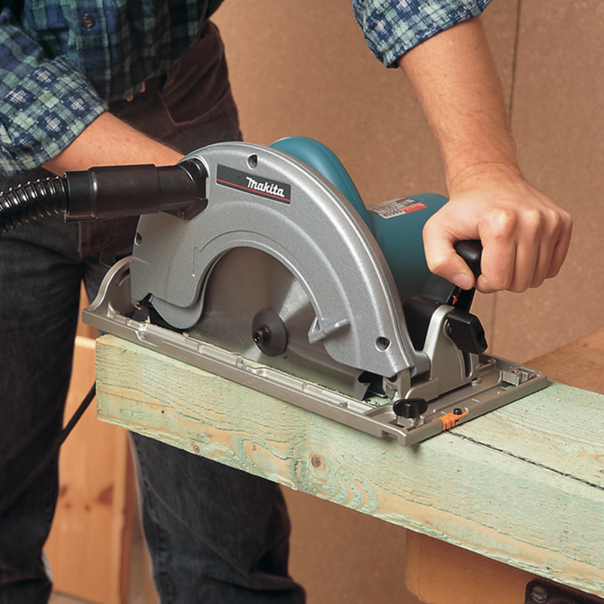 Sierra circular 2000 W Ø 235 mm MAKITA - 5903R