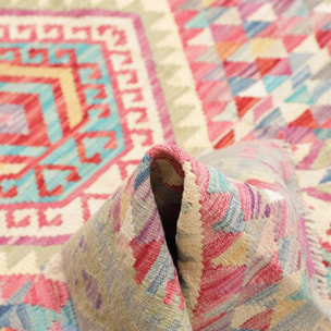 Tapis kilim au motif ethnique, tissé à plat en laine naturelle