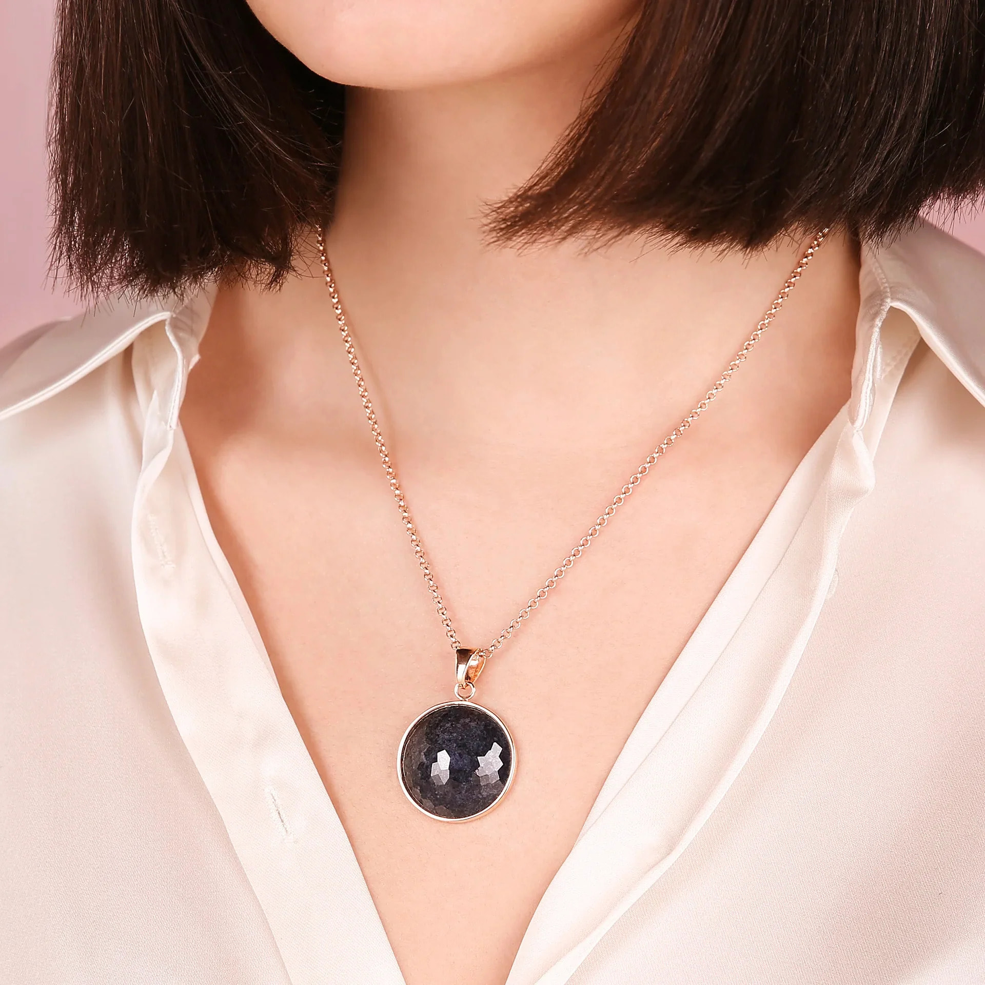 Collana con Pendente in Pietra Naturale Sfaccettata Onice Nero