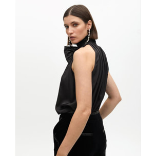 Top Halter con Fiocco
