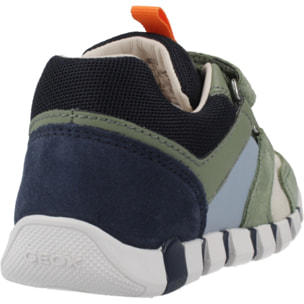 Zapatillas Niño de la marca GEOX  modelo B IUPIDOO BOY VERDE