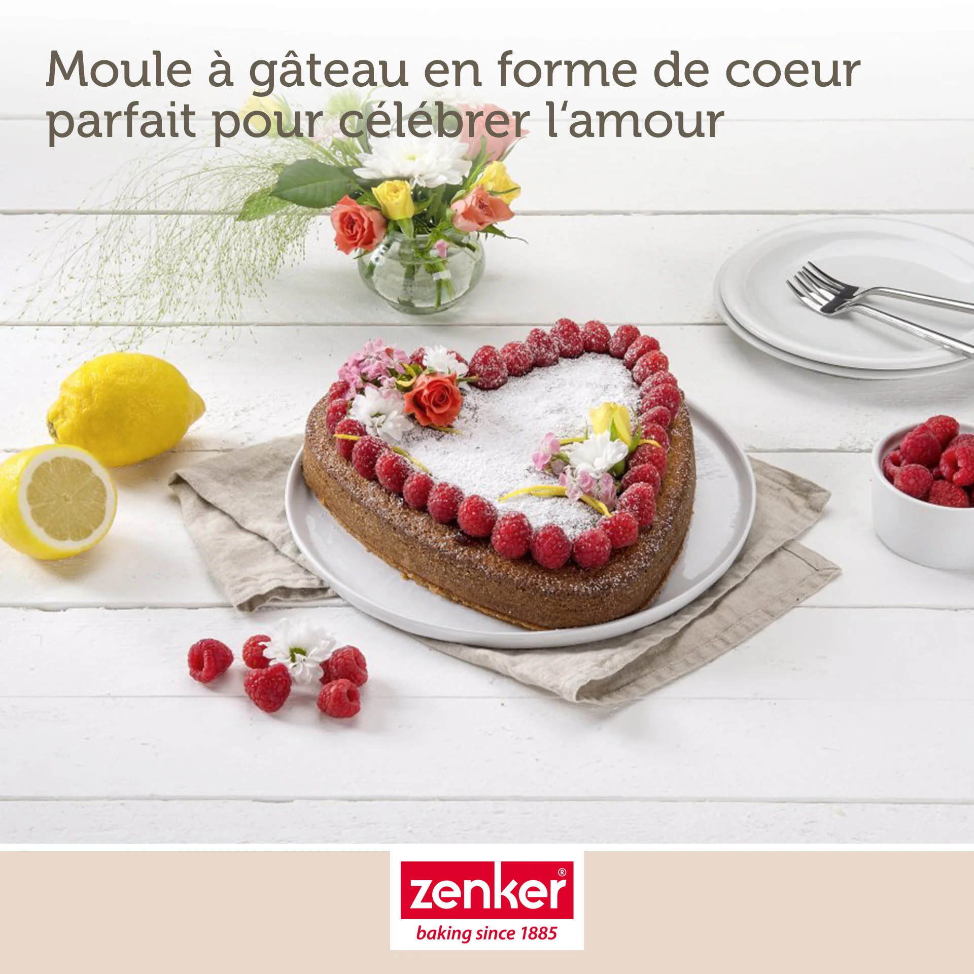 Moule à gâteau coeur avec charnière 27 x 25 cm Zenker Special Creative