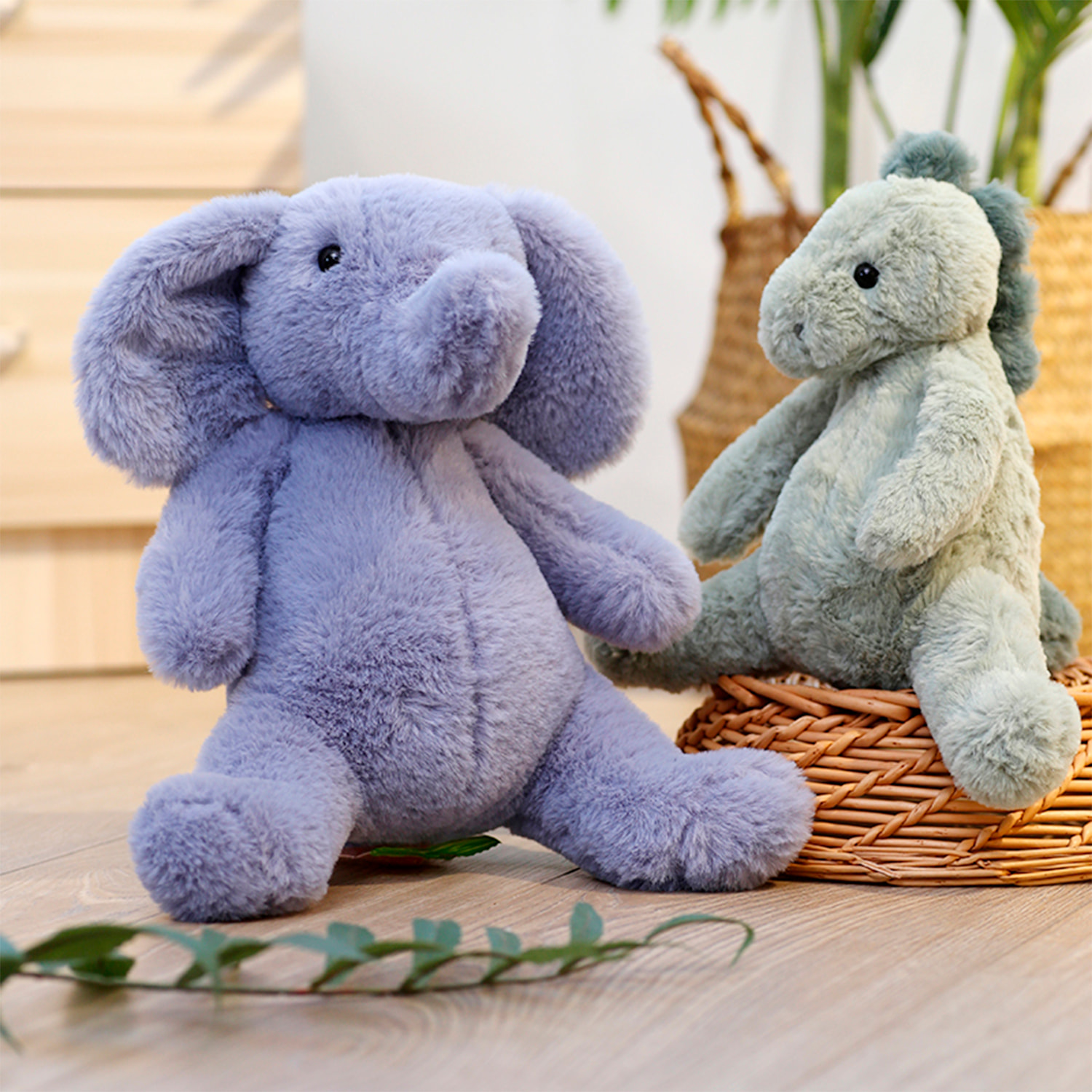 Peluche extra morbido e soffice Serie Chubby. Design elefante blu. 30 cm.