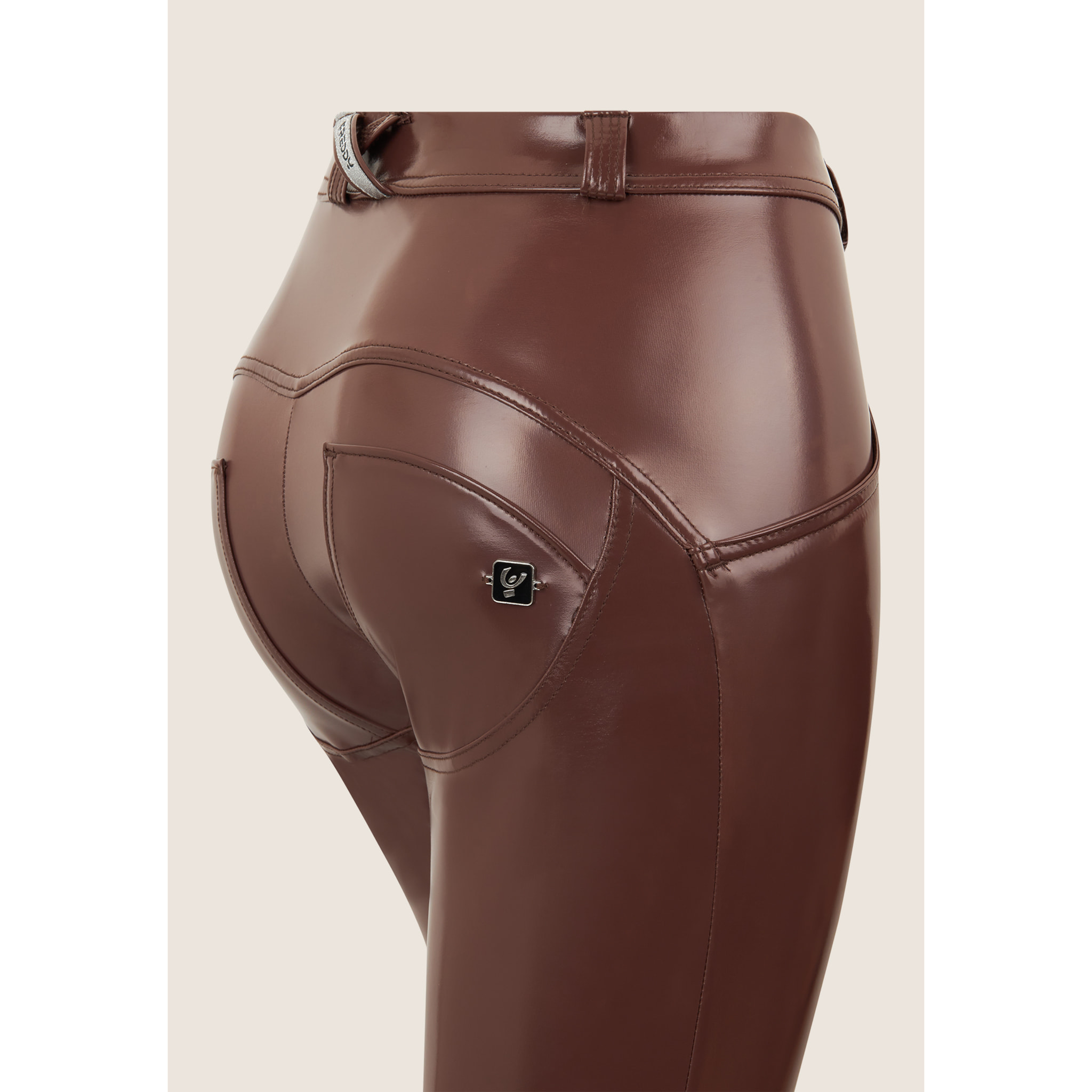Pantaloni WR.UP® vita regular a zampa in tessuto latex