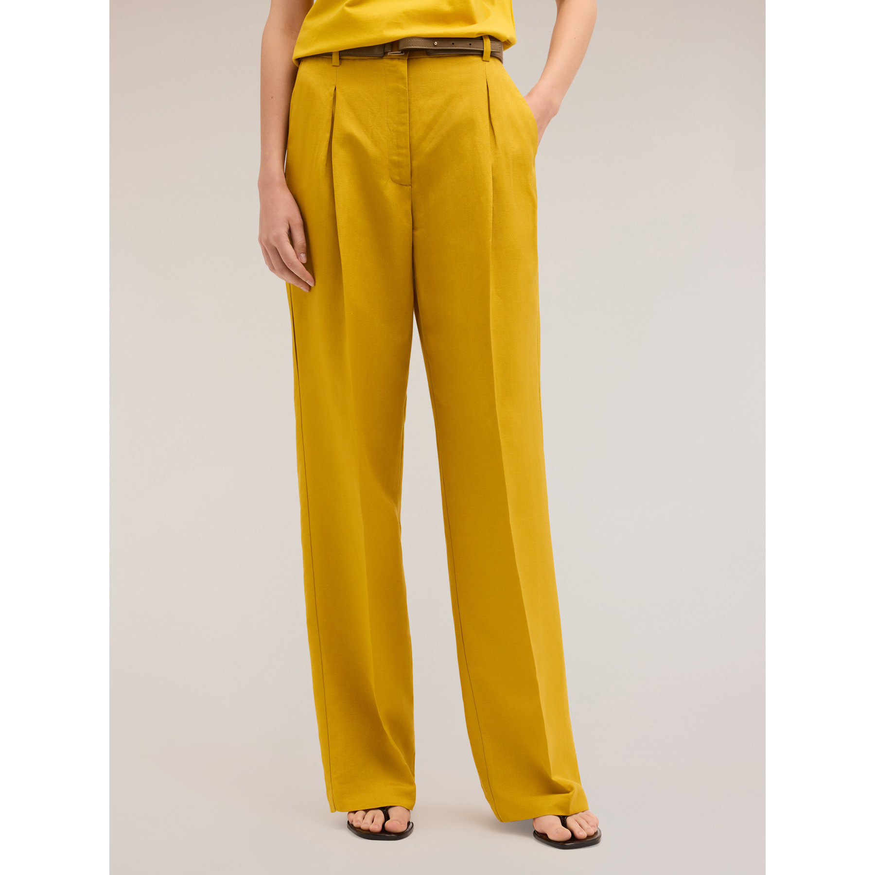 Motivi - Pantalones modelo palazzo con pinzas de lino y viscosa - Amarillo