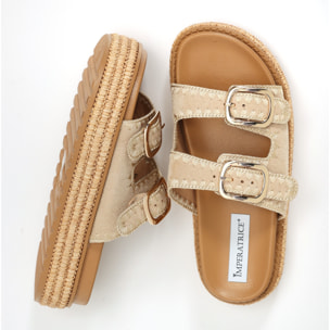 Sandali platform in simil pelle con fibbie color oro