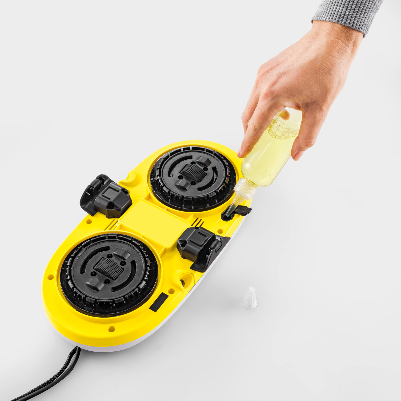 Robot lave vitres Karcher RCW 2 - 62 dB - nettoyage automatique - nettoyage bordures - télécommande - 6 lingettes/détergent 125ml
