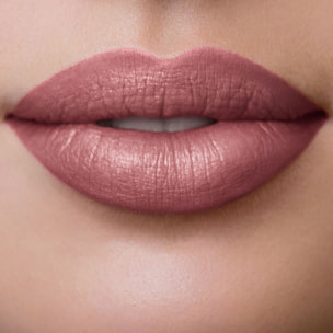 LIP SHOT Rossetto satinato dalla texture leggera ed avvolgente