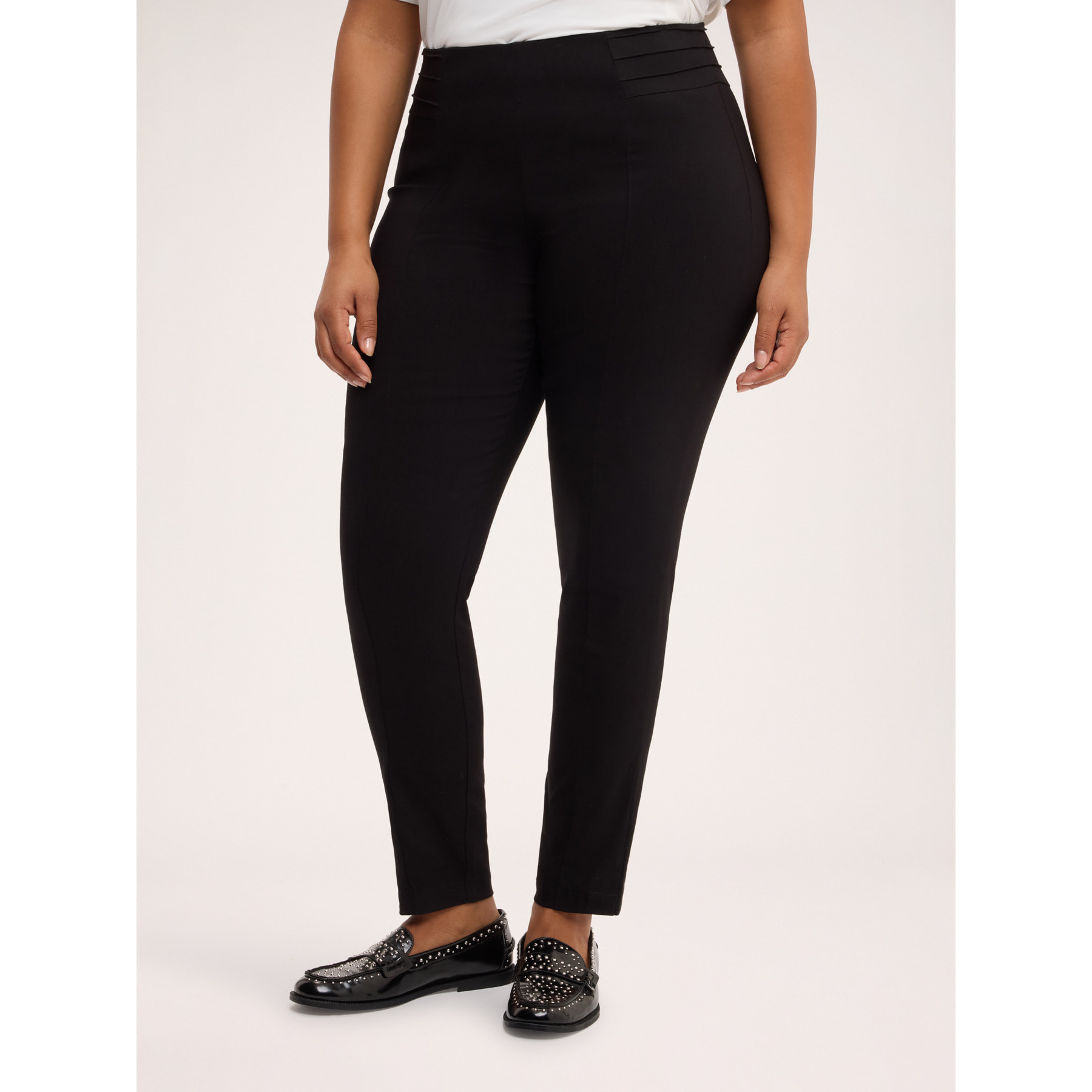 Fiorella Rubino - Jeggings con piega frontale e bottoni decorativi - Nero