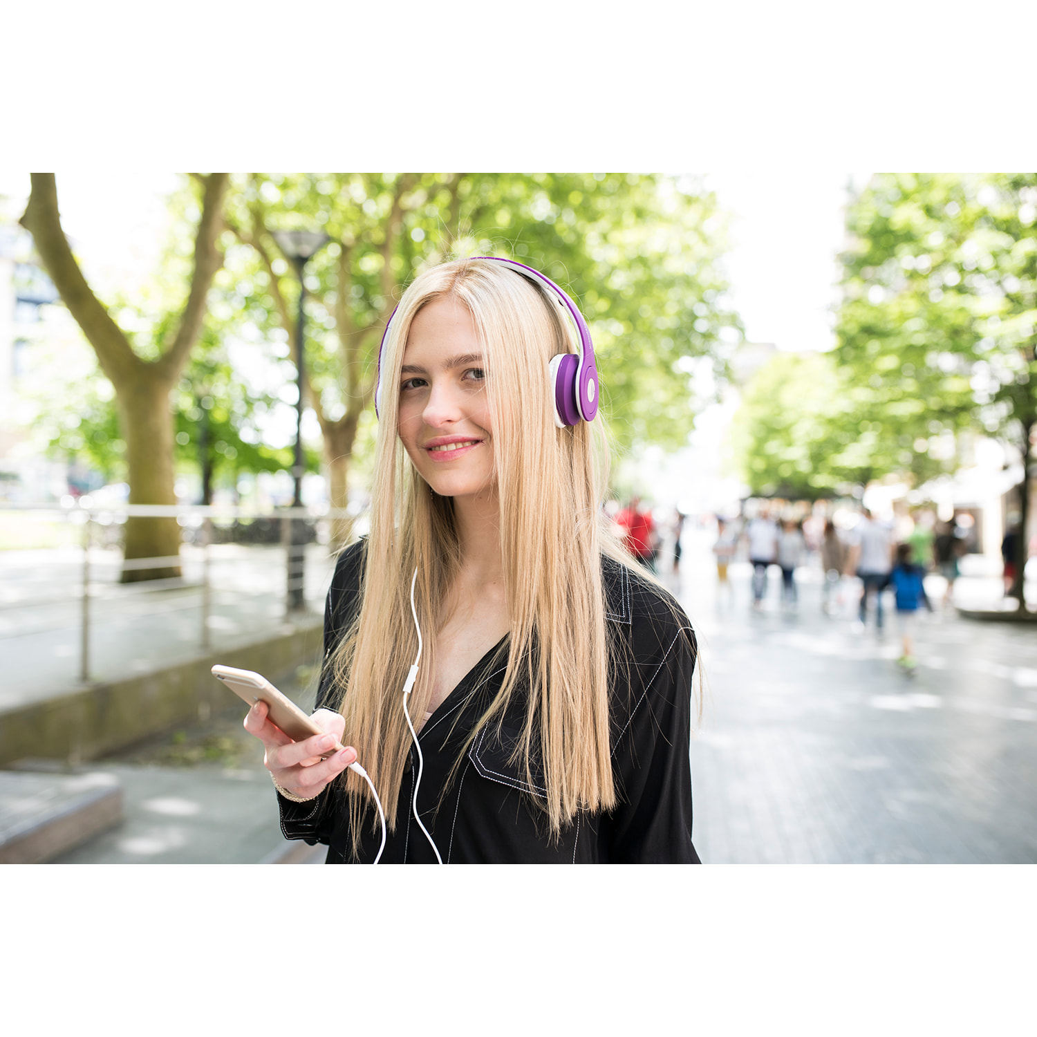 MAGNUSSEN W1 HEADPHONES en color Violeta