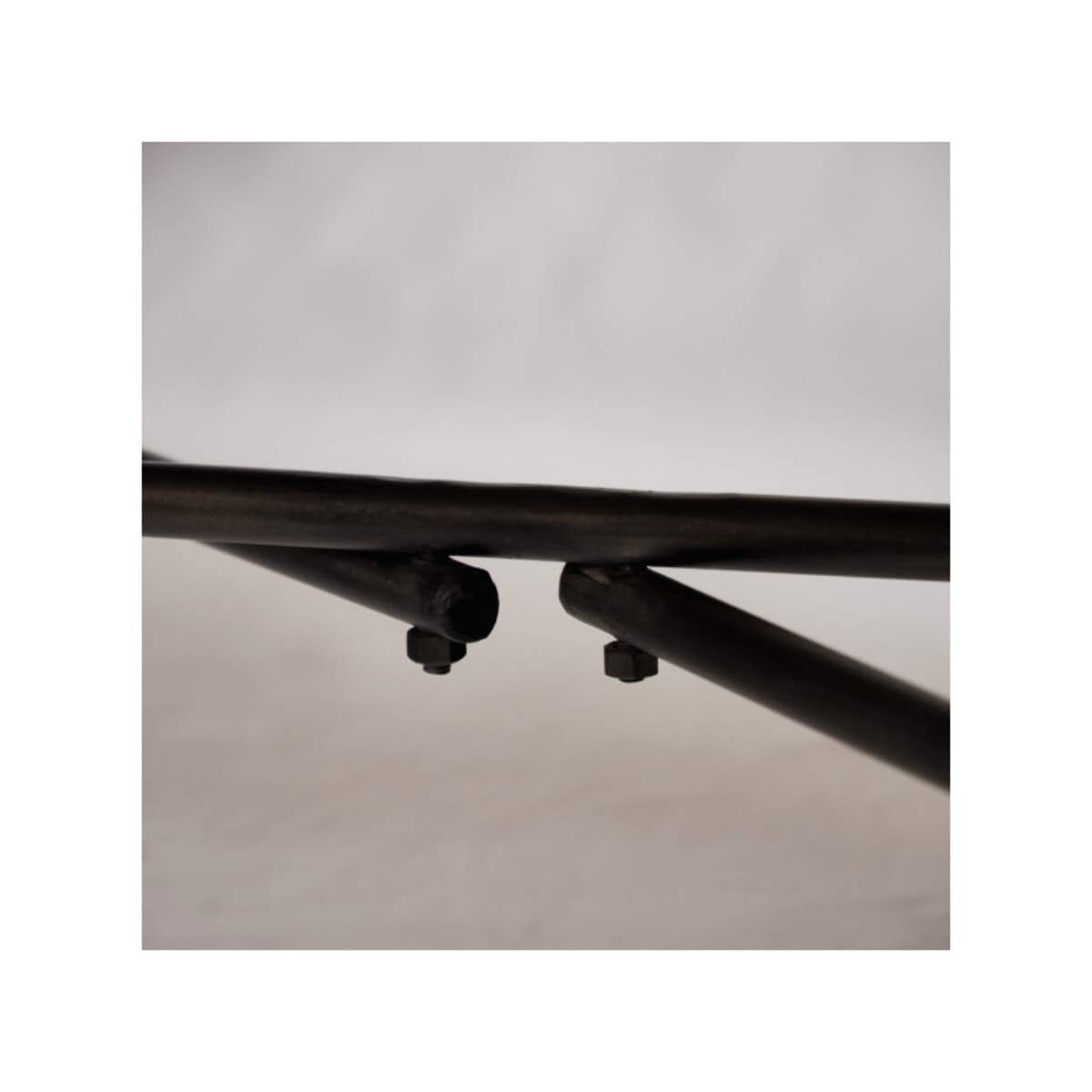 Table basse 120 cm plateau cuivré rainuré et pieds métal - SAWYER