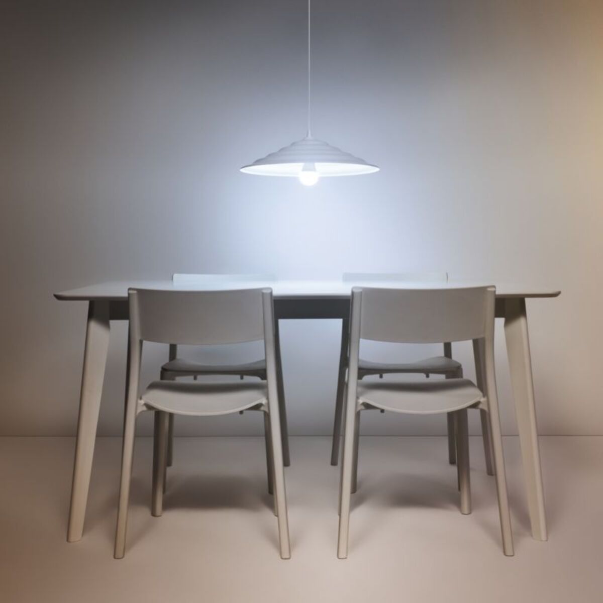 Ampoule LED connectée WIZ E14 Couleur Sphérique 40W