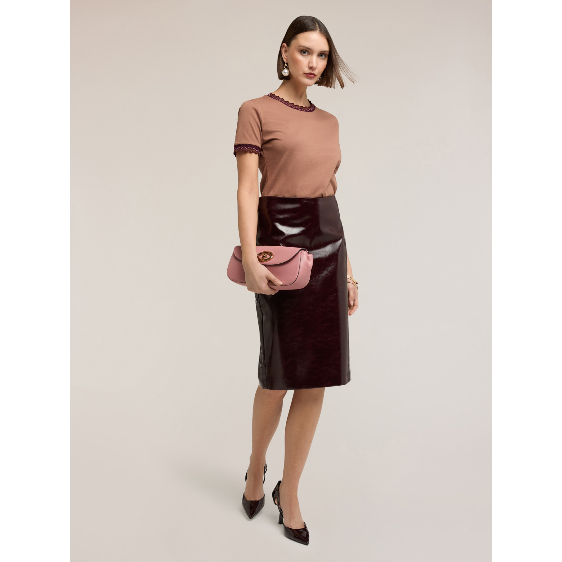 Motivi - T-shirt con bordi in maglia - Marrone