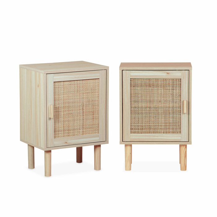 Lot de 2 tables de chevet en cannage et décor bois - Camargue - 40x30x58cm. 2 niveaux. 1 porte. pieds droits