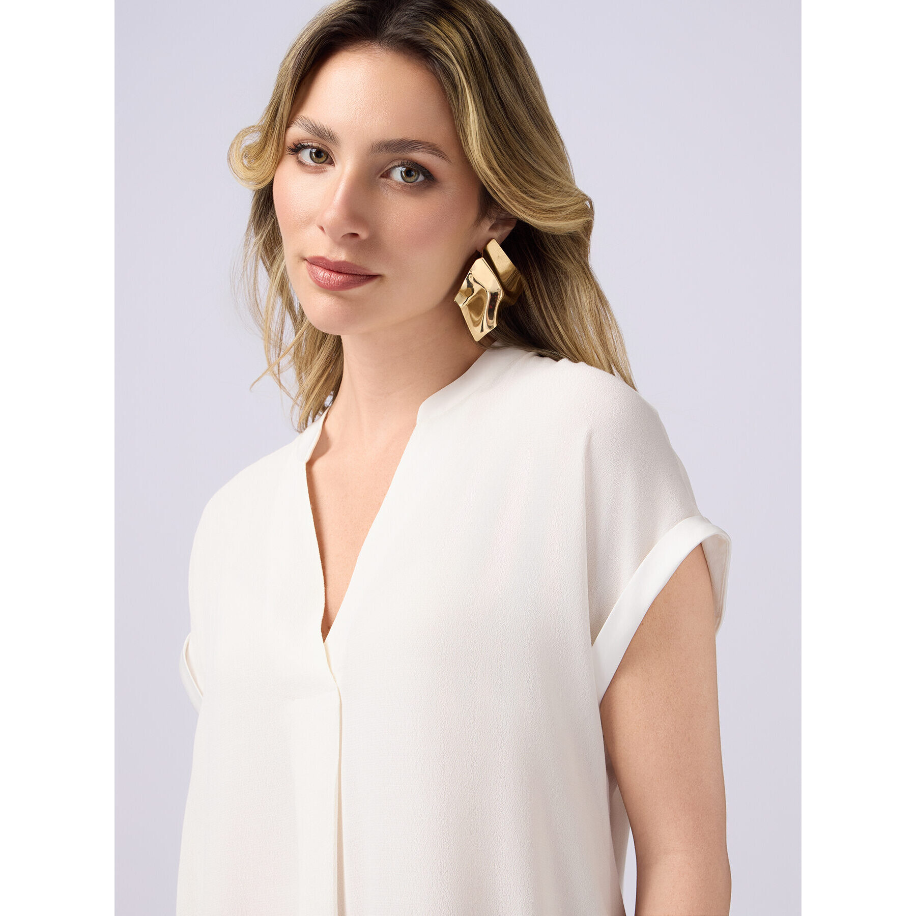 Oltre - Blusa de viscosa con perfiles de raso. - Blanco