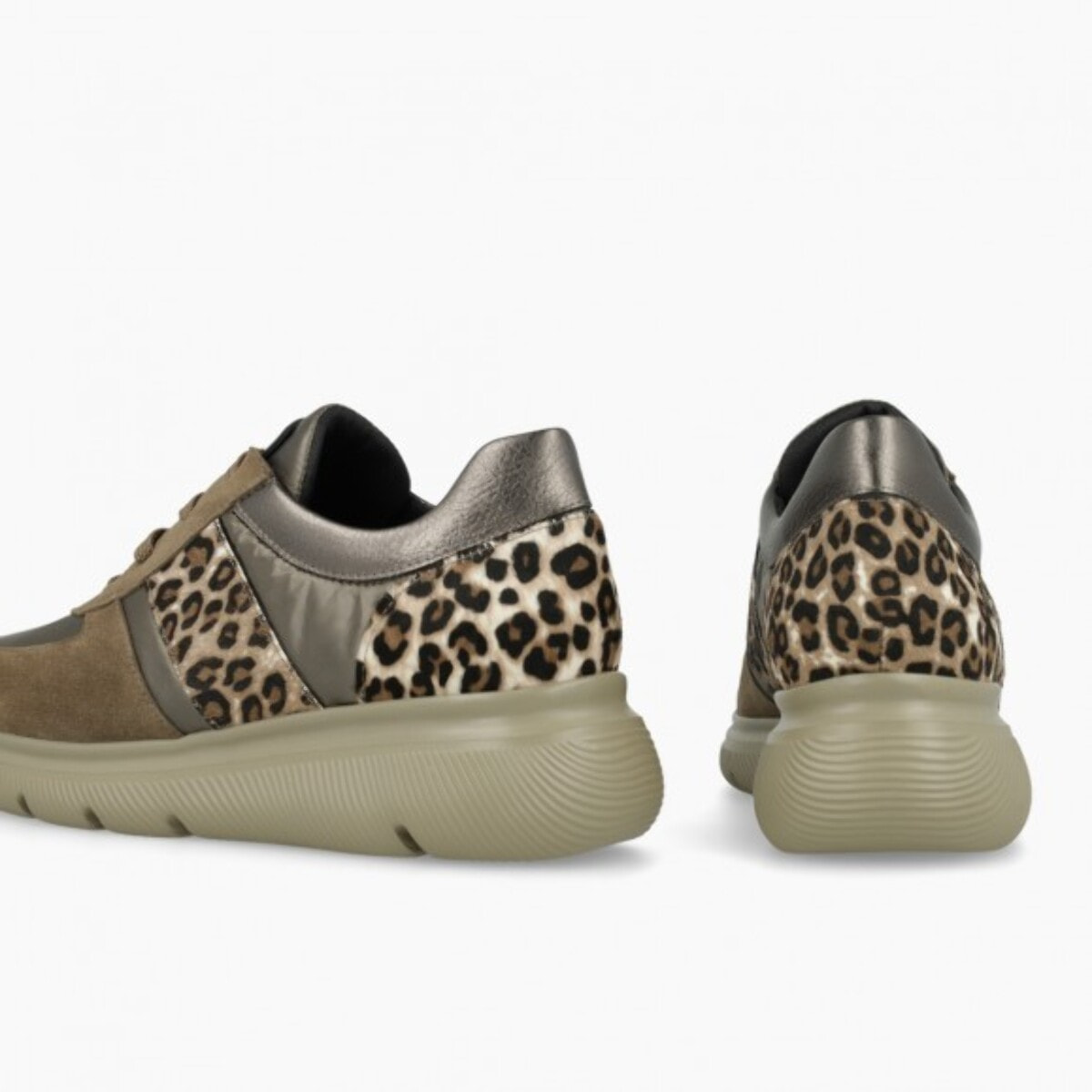 ZAPATILLAS A-RUT5600 MARRONES