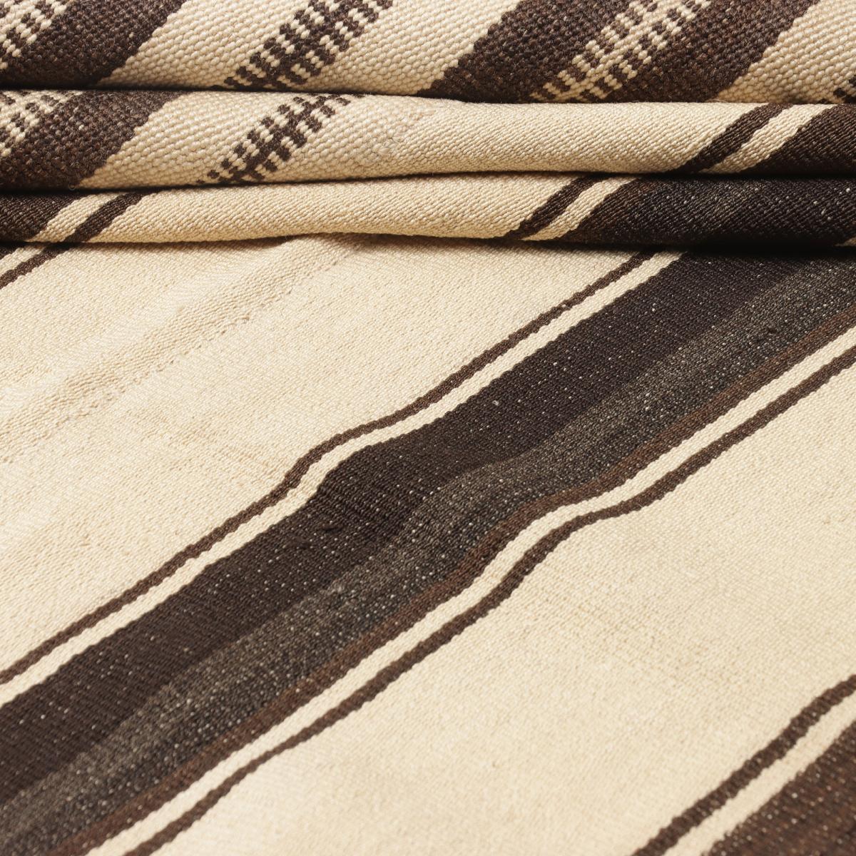 Authentique Tapis d'Orient kilim fait main en laine ANTIK