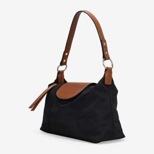 Bolso de hombro negro en nylon con solapa