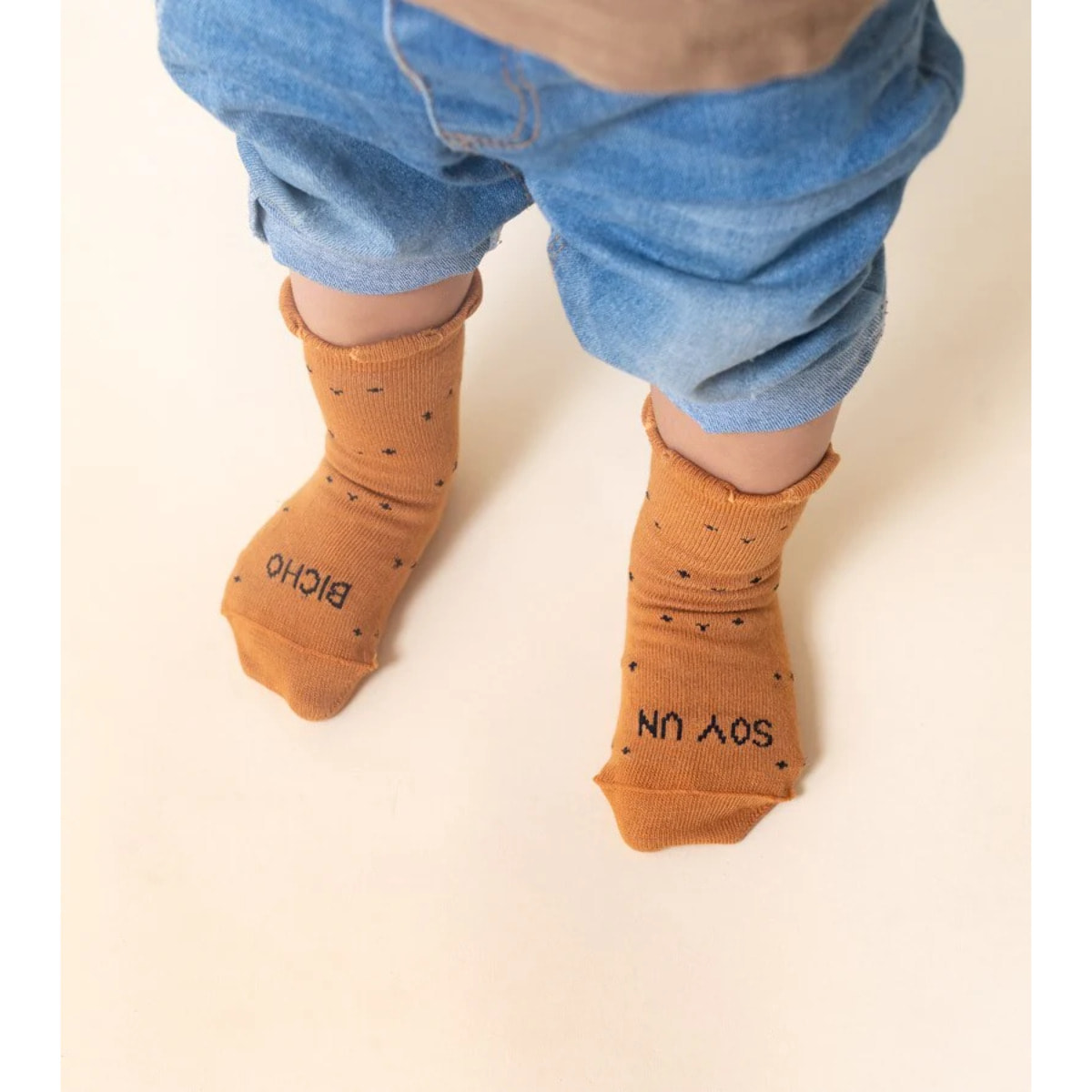 Mini Calcetines "Soy un bicho" talla 19-22