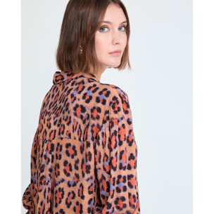 Blusa con stampa animalier in toni caldi