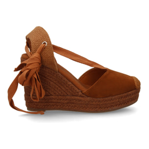 Alpargata de cuña alta de esparto con cintas