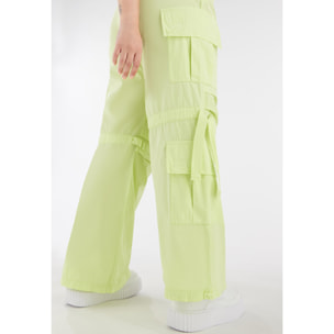 Pantaloni cargo con doppie tasche e coulisse intermedia