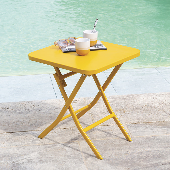Table d'appoint de jardin carrée "Greensboro" jaune moutarde 40x40cm en acier traité époxy