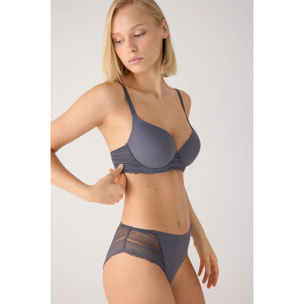 Reggiseno con ferretto e imbottitura