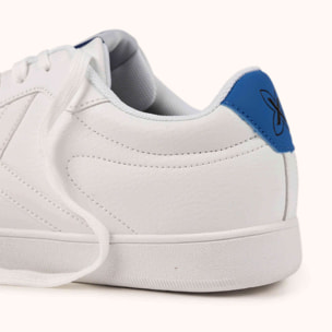 MUNICH OPEN 02 Zapatilla Minimalista Urbana en Piel Blanca con Detalle Azul