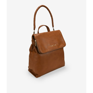 Mochila casual cuero con solapa