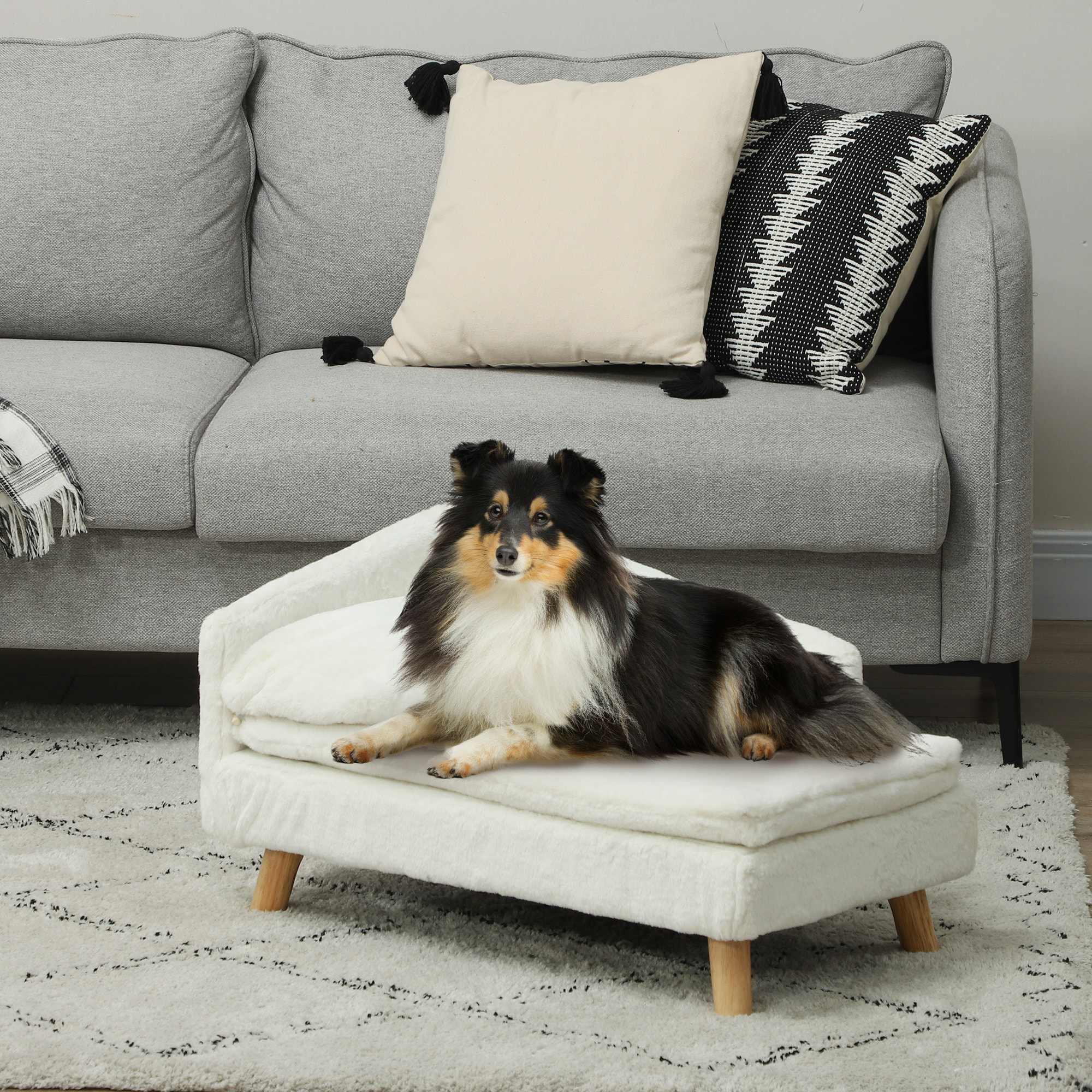 Canapé chien méridienne style scandinave 2 coussins déhoussables bois aspect fourrure crème