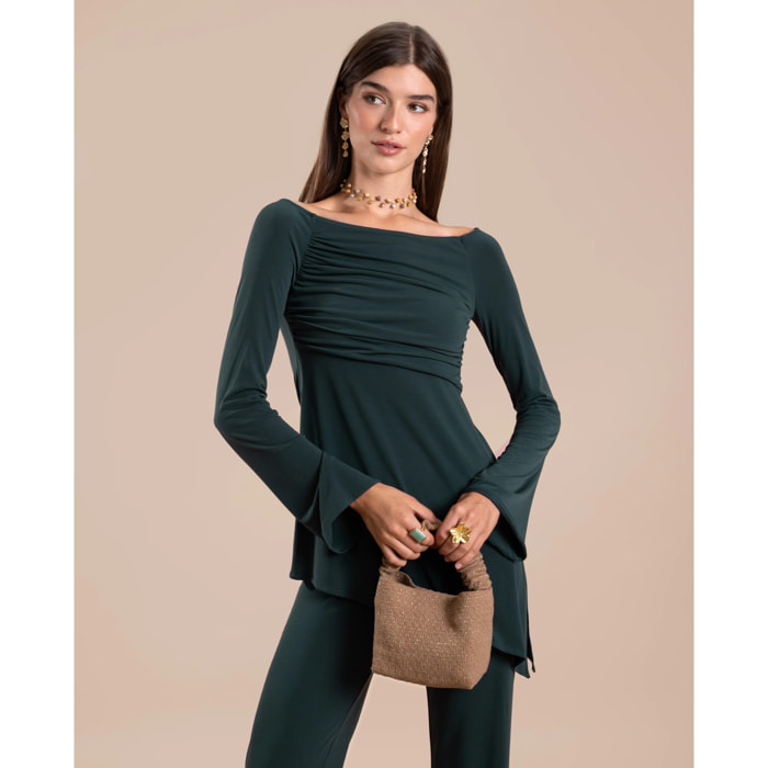 Top de manga larga con escote barco