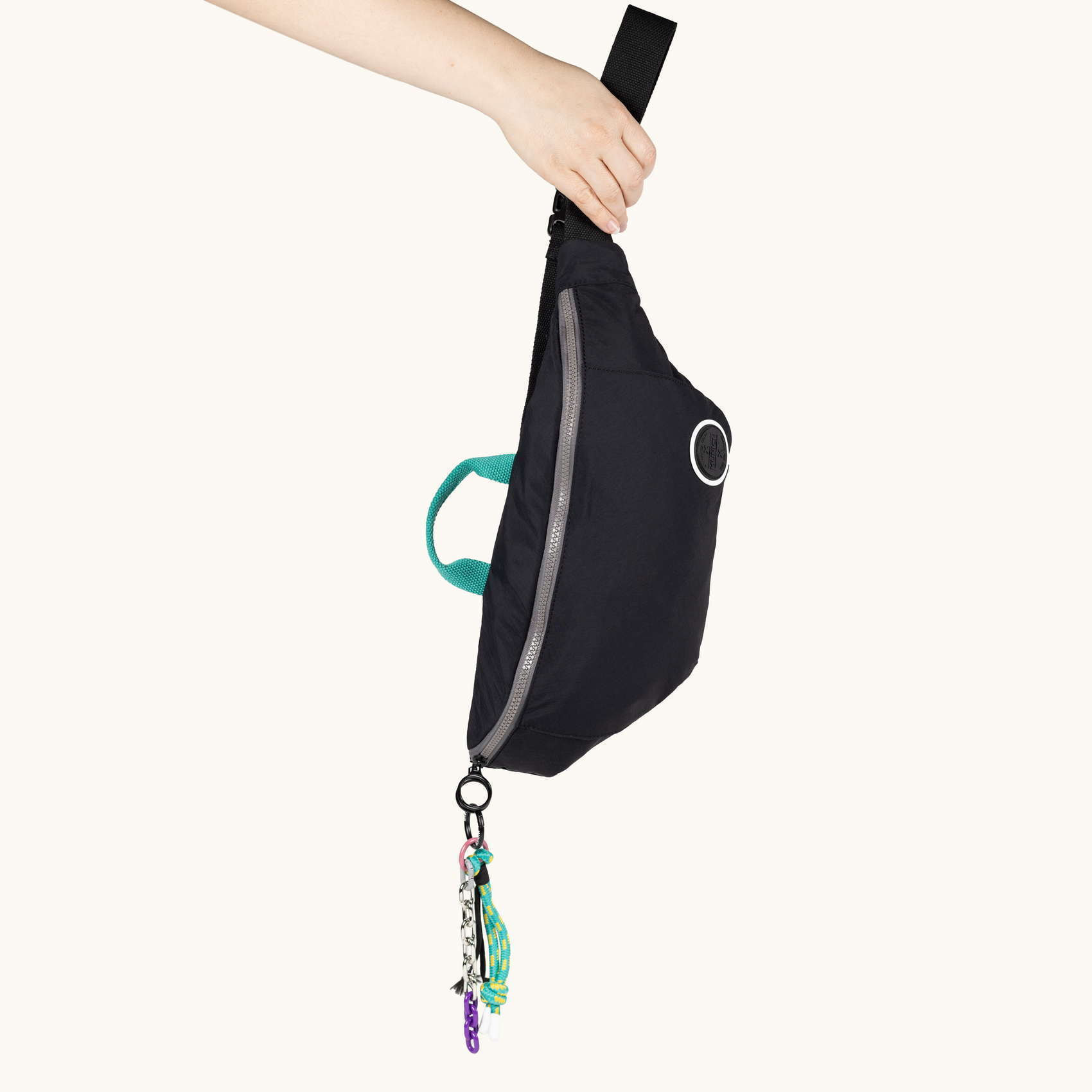 DEEP RECYCLED FW25 FANNYPACK XL C/BLACK